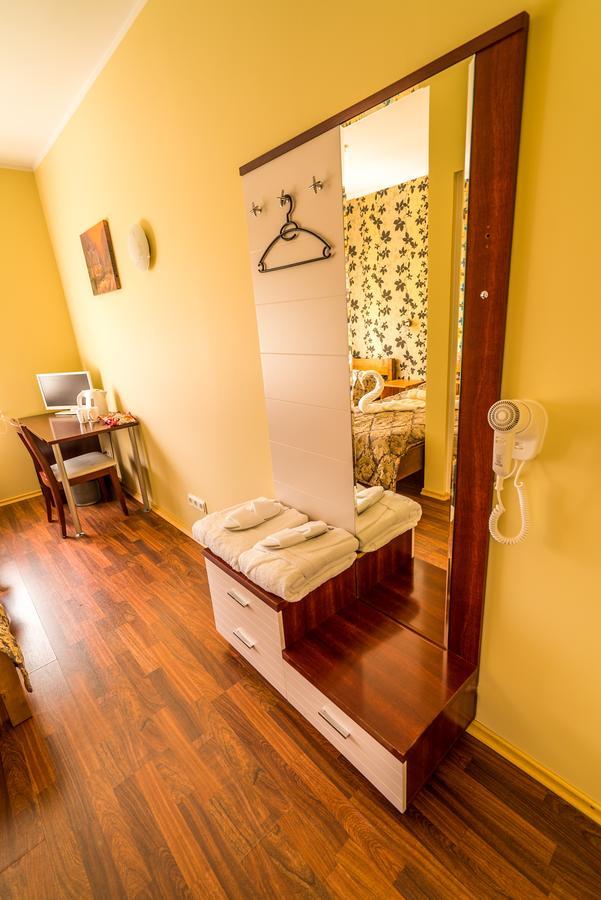Manderley Otel Tartu Dış mekan fotoğraf